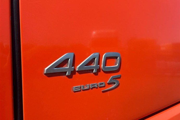 53764497-17