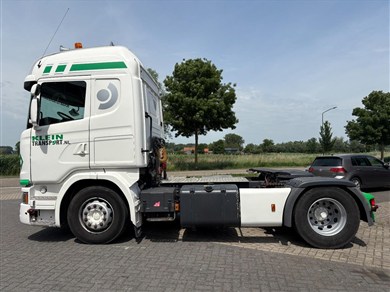 53907942-8