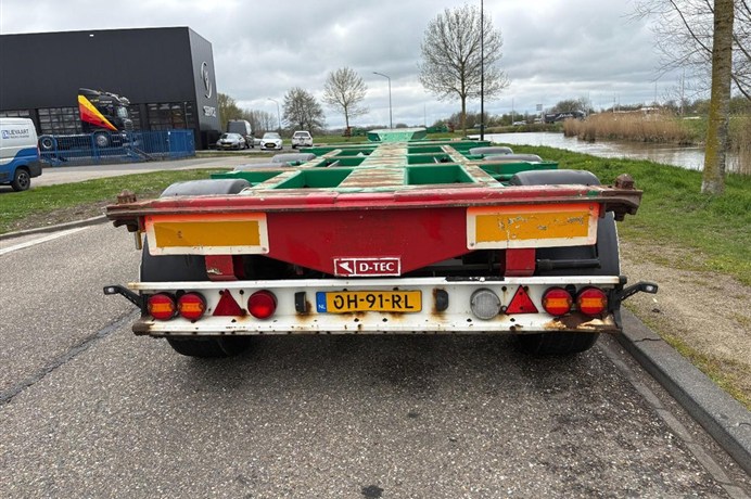 52584990-10