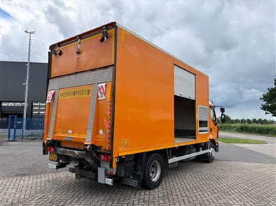 51764762-2