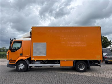 51764762-9