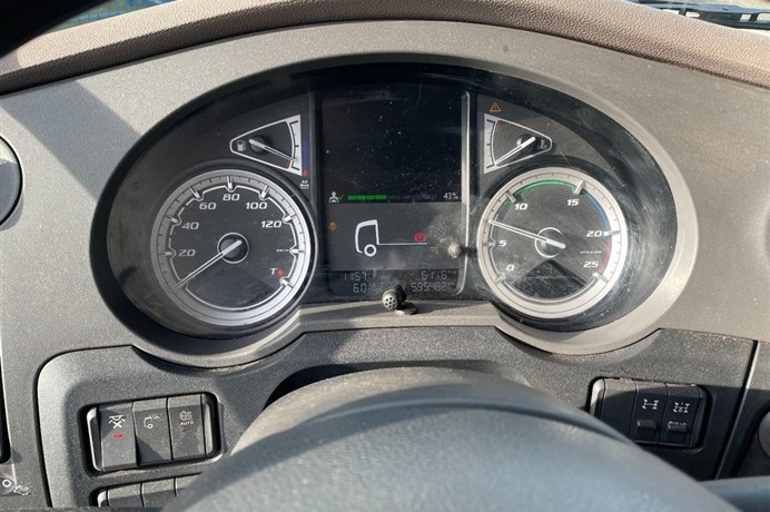 50787560-15