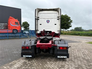 43299581-8