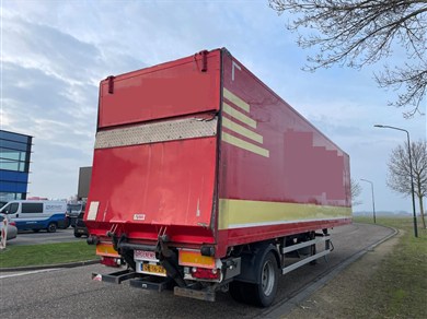 51067572-7