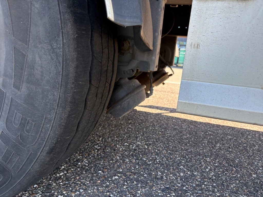 49914149-10