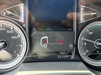 52375970-8